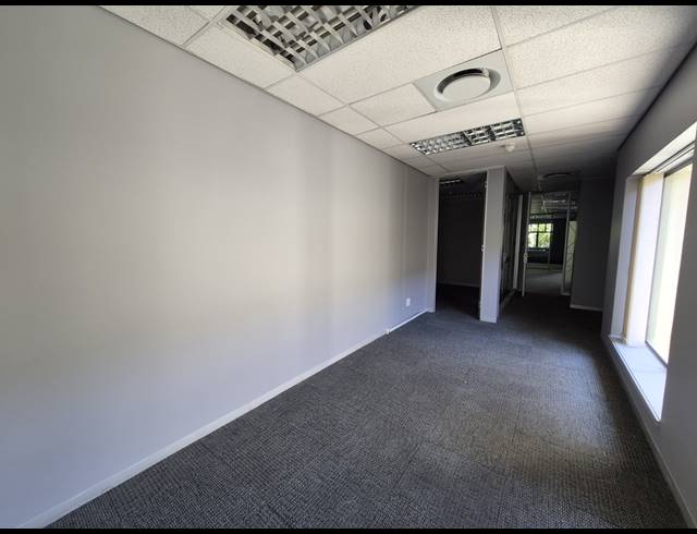 475M² OFFICE TO LET IN SANDTON CENTRAL